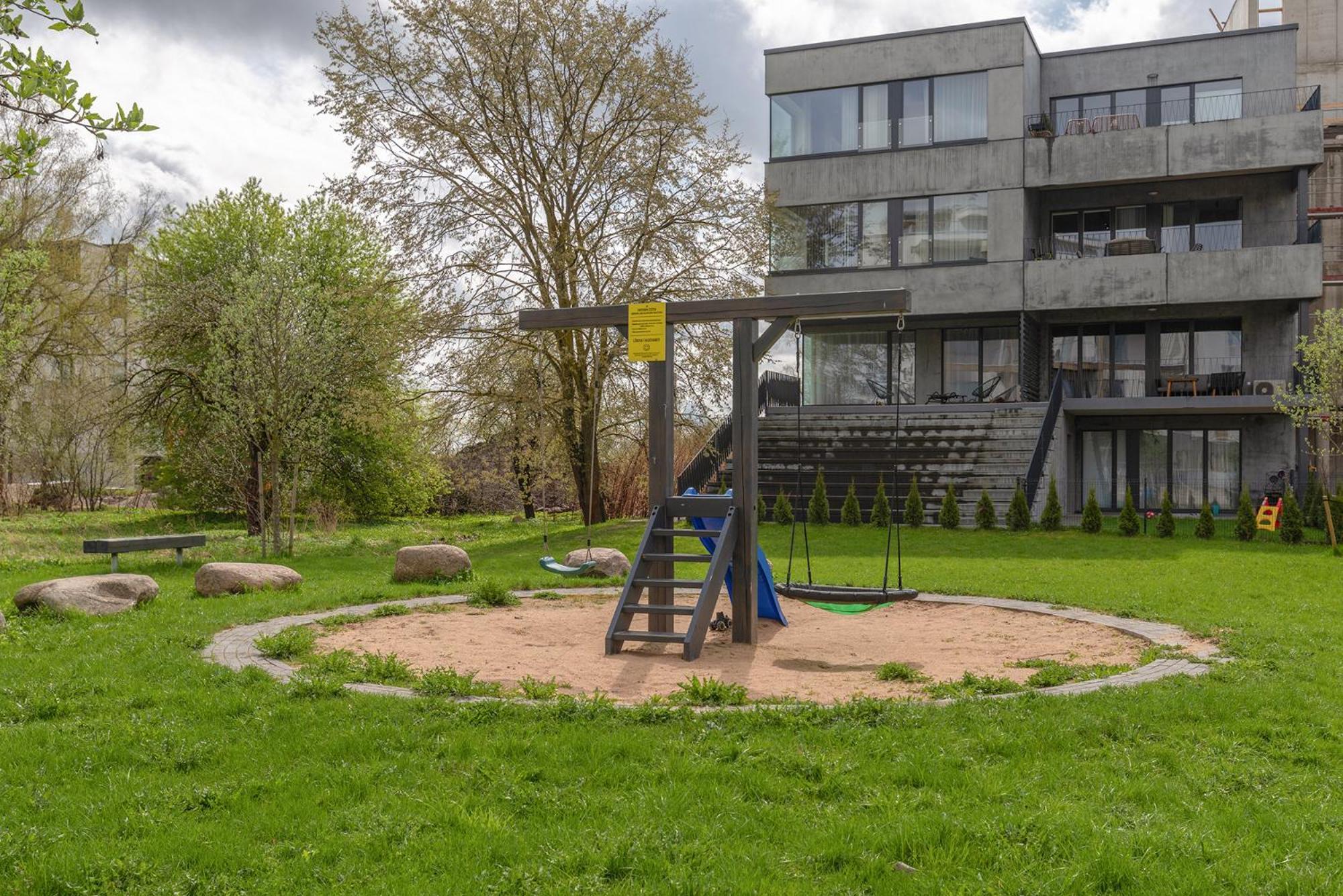 Bronze Colour Studio In Tartu City Centre Exterior foto